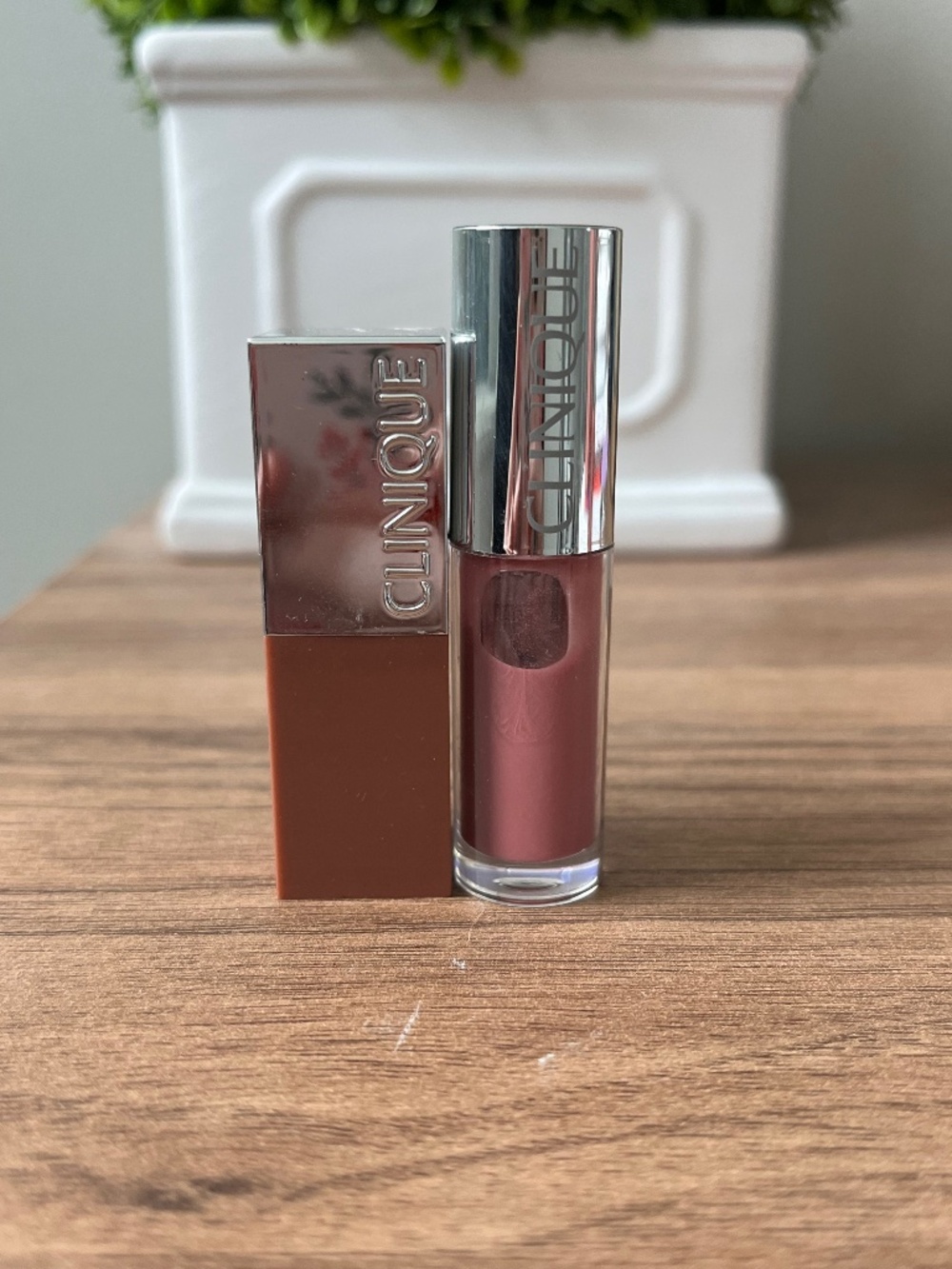 Clinique Lipstick and Lipgloss Duo! Like New ! Blushing Pop & Spritz Pop